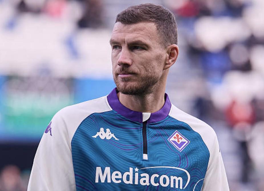 足球比赛-德天空:沙尔克04无需向紫百合支付哲科转会费,只需支付奖金