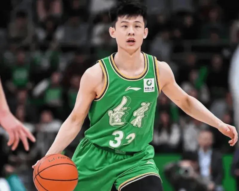 足球比赛-辽宁95-82战胜江苏 球员评价：4人满分，李晓旭及格，7人低迷