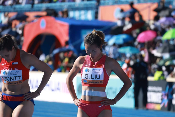 42秒62！近七年中国女子4×100米最快接力，刘国怡递出第二棒的答案丨封面头条|田径|黄祥|教练|田联|训练_新浪新闻